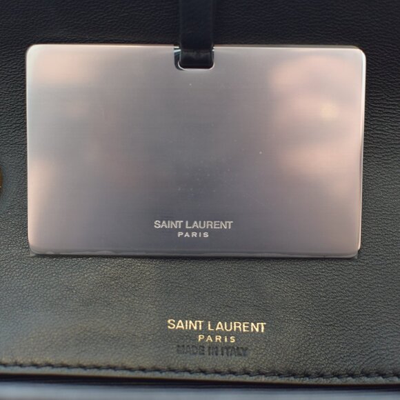 Yves Saint Laurent LOULOU small in MATELASSÉ black lambskin leather shoulder bag - Picture 15 of 16
